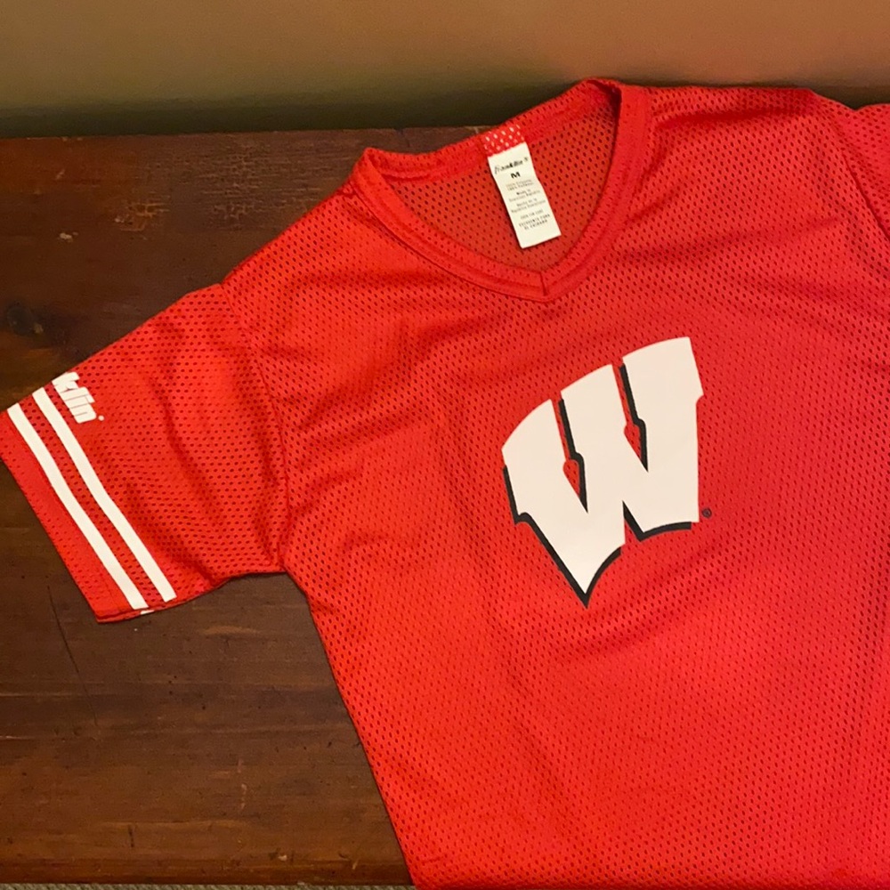 🏈WISCONSIN BADGERS football jersey🏈